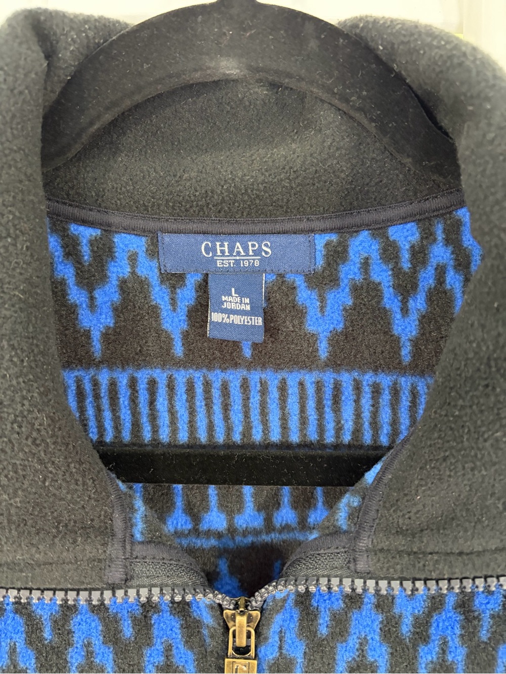 Chaps Black & Blue Nordic Geometric Zip-Front Fleece Vest (L) - Picture 6 of 8